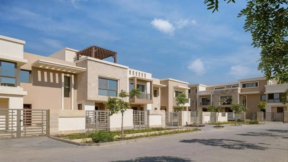 An opportunity 50% discount a villa on Suez Road