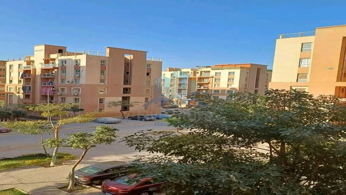 فرصة مميزة روف مع تراس (بسعر شقة )في كمبوند دجلة