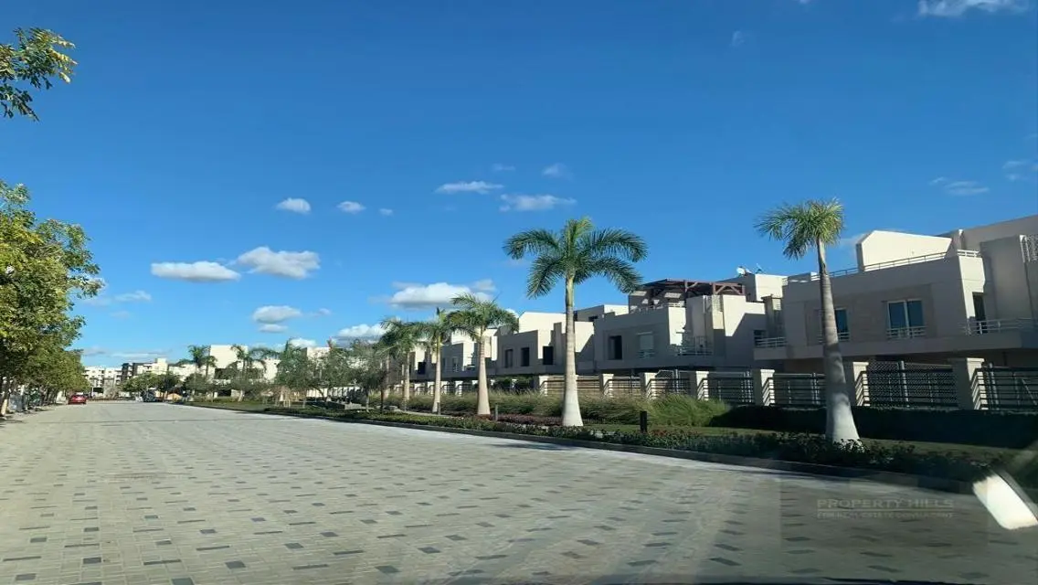 Prime finished villa in Sheikh Zayed, top location