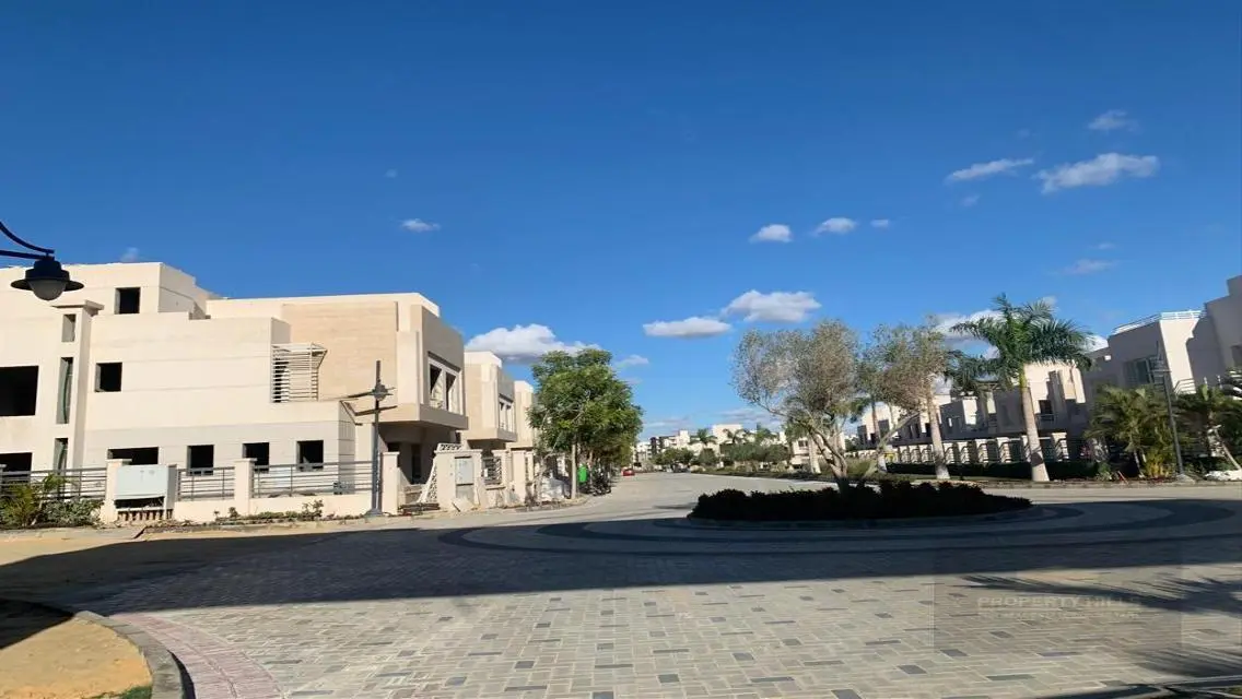 Prime finished villa in Sheikh Zayed, top location
