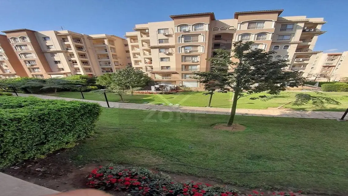 شقة للايجار بمدينتي 211متر دور ثالث فيو مفتوح بحري