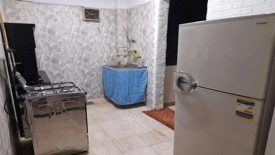 شقة مميزة للإيجار في الدقي شارع مصدق موقع راقٍ
