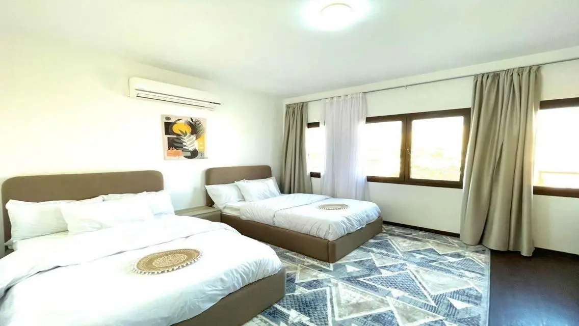 Townhouse villa modern furnished @ Mivida Comound