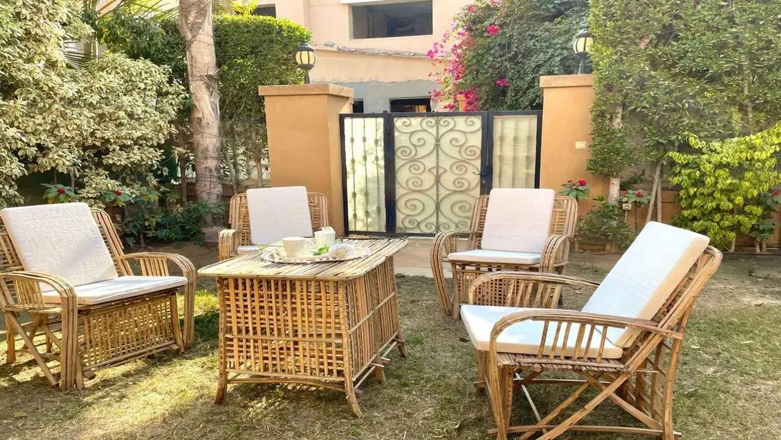 Townhouse villa modern furnished @ Mivida Comound