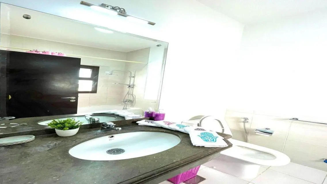 Townhouse villa modern furnished @ Mivida Comound