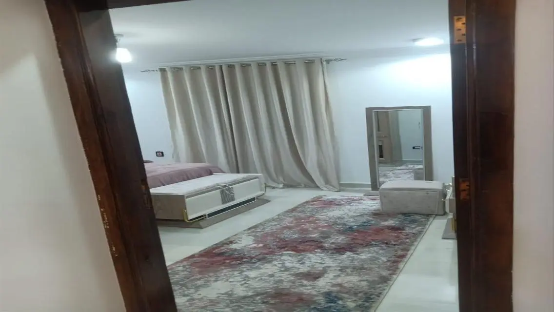 فرصه شقه مفروشه vip مستوي فندقي عفش جديد ايام ومدد