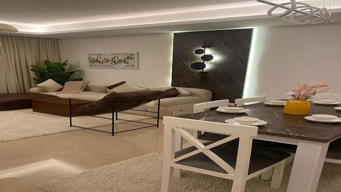 فرصه شقه مفروشه vip مستوي فندقي عفش جديد ايام ومدد