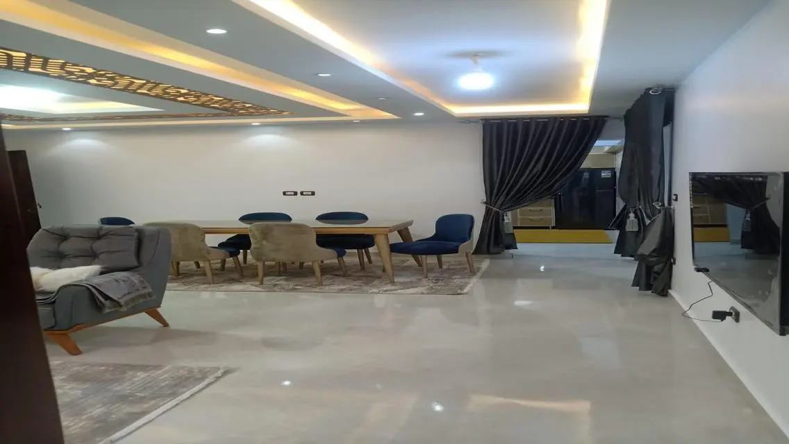 فرصه شقه مفروشه vip مستوي فندقي عفش جديد ايام ومدد