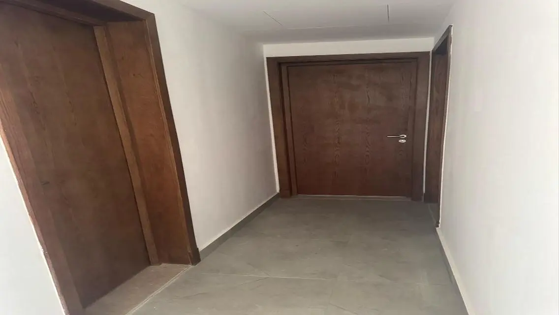 100 m ground floor with a garden maste In Privado