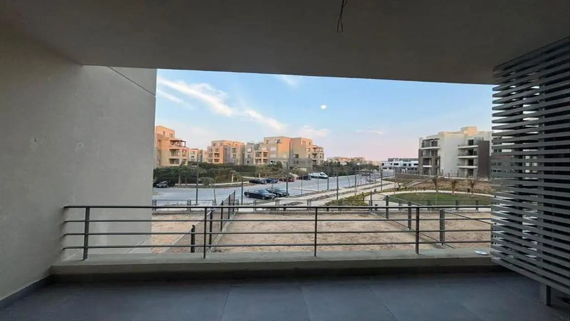 Finished Apartment in Palm Parks  by Palm Hills