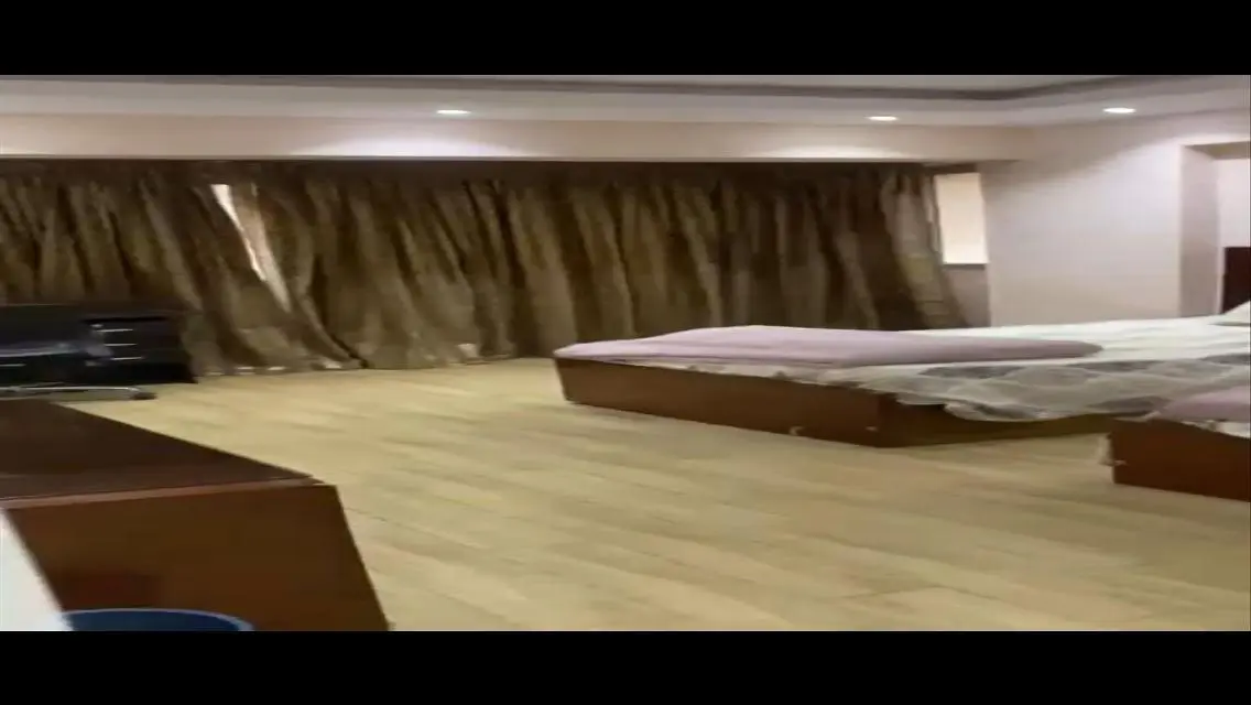 فرصه شقه مفروشه جديده زيرو 3غرف و3حمام عباس العقاد