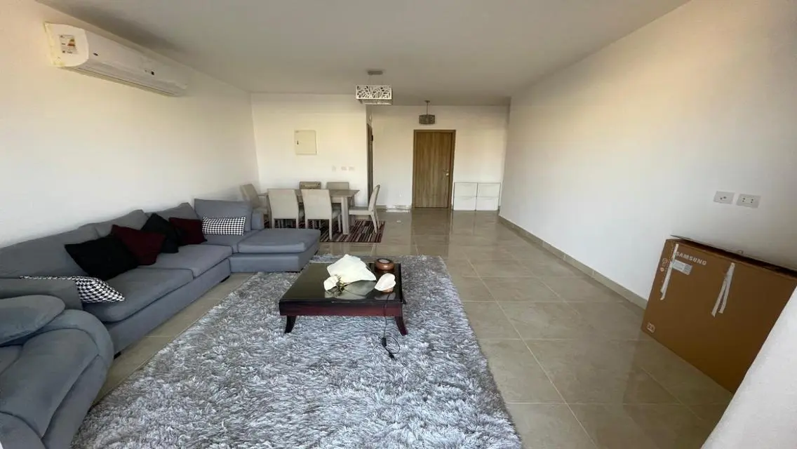 ش‎قة مفروشه ب الكامل للايجار فى فيفث سكوير المراسم