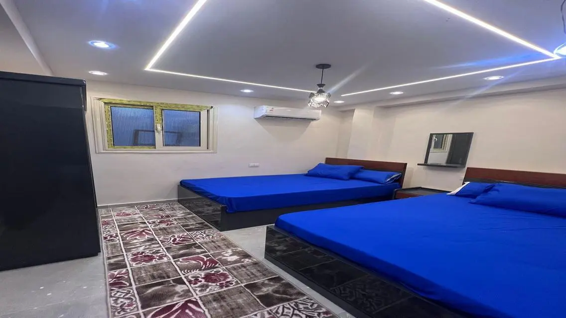 للايجار استديو بالحي1 سعره8500شهريا اول استعمال