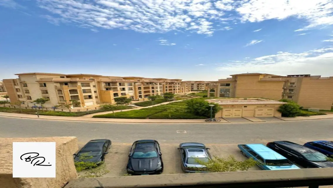 Resale-Penthouse-Smart home-FullyFinished-Poolview