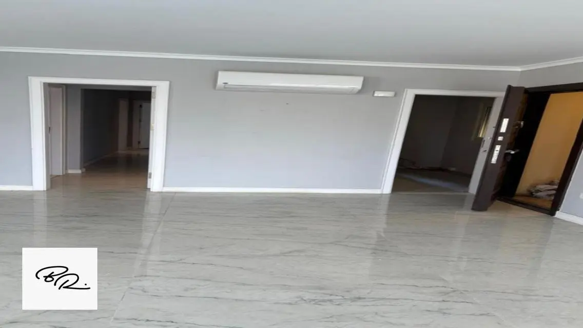 Resale-Penthouse-Smart home-FullyFinished-Poolview