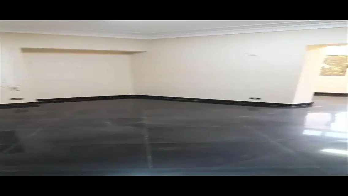 فرصه مقر لشركه ولعياده 250م دور1 بعباس وحنينه مول