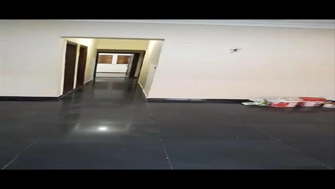 فرصه مقر لشركه ولعياده 250م دور1 بعباس وحنينه مول