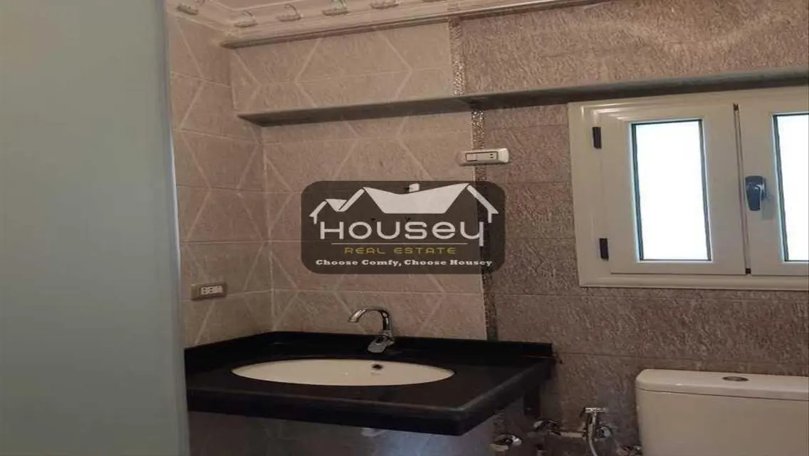 Behind swimming pool - Rent now! - Apartment - Mountian View Hyde Park