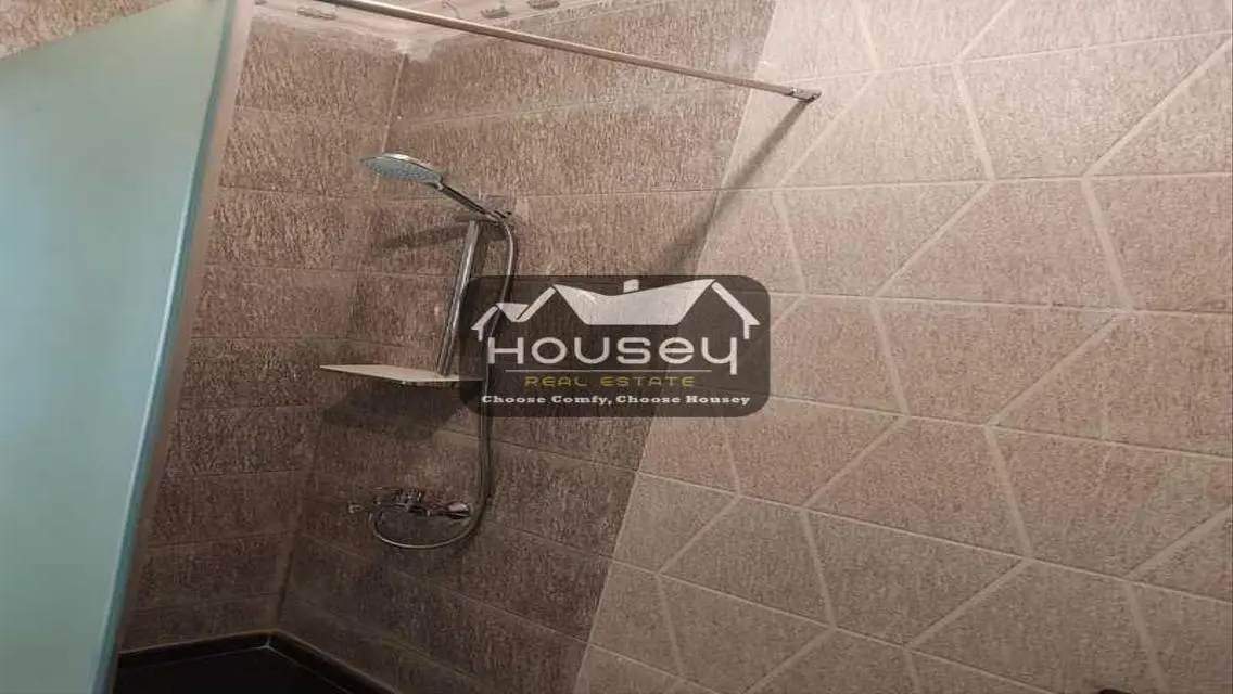 Behind swimming pool - Rent now! - Apartment - Mountian View Hyde Park
