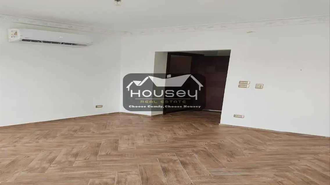 Behind swimming pool - Rent now! - Apartment - Mountian View Hyde Park