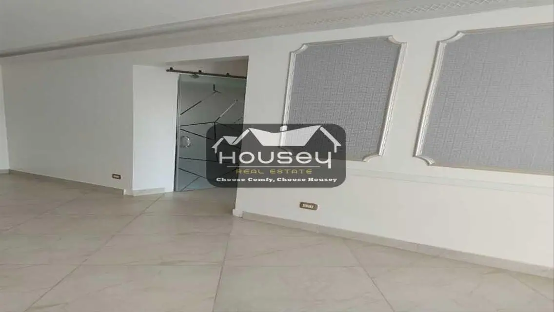 Behind swimming pool - Rent now! - Apartment - Mountian View Hyde Park
