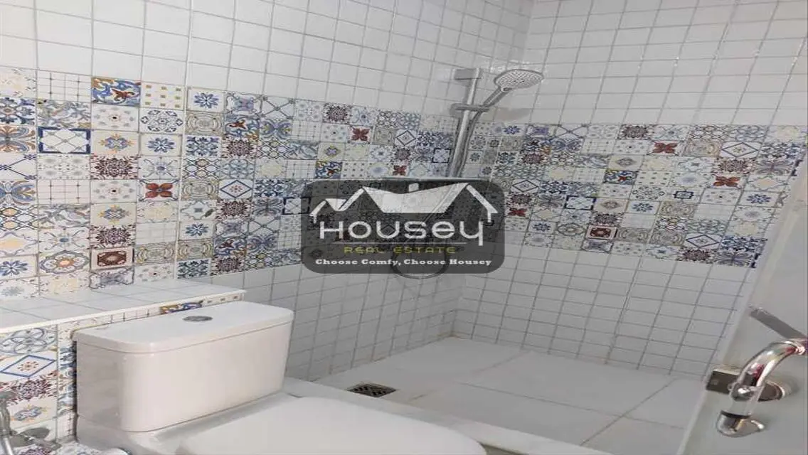 Behind swimming pool - Rent now! - Apartment - Mountian View Hyde Park