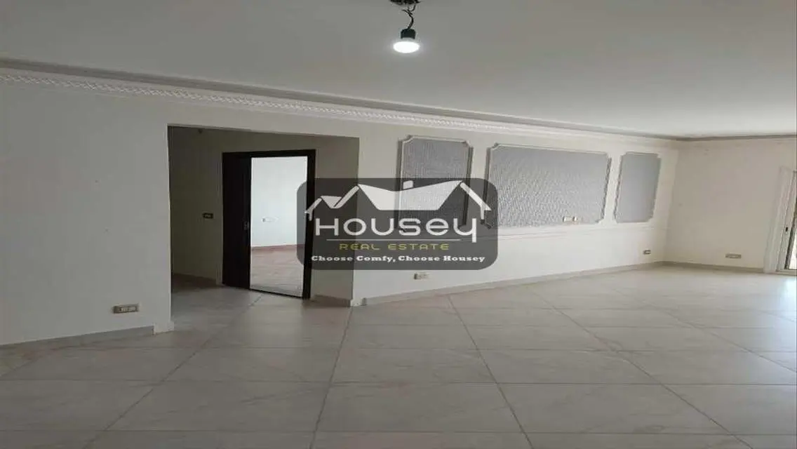 Behind swimming pool - Rent now! - Apartment - Mountian View Hyde Park