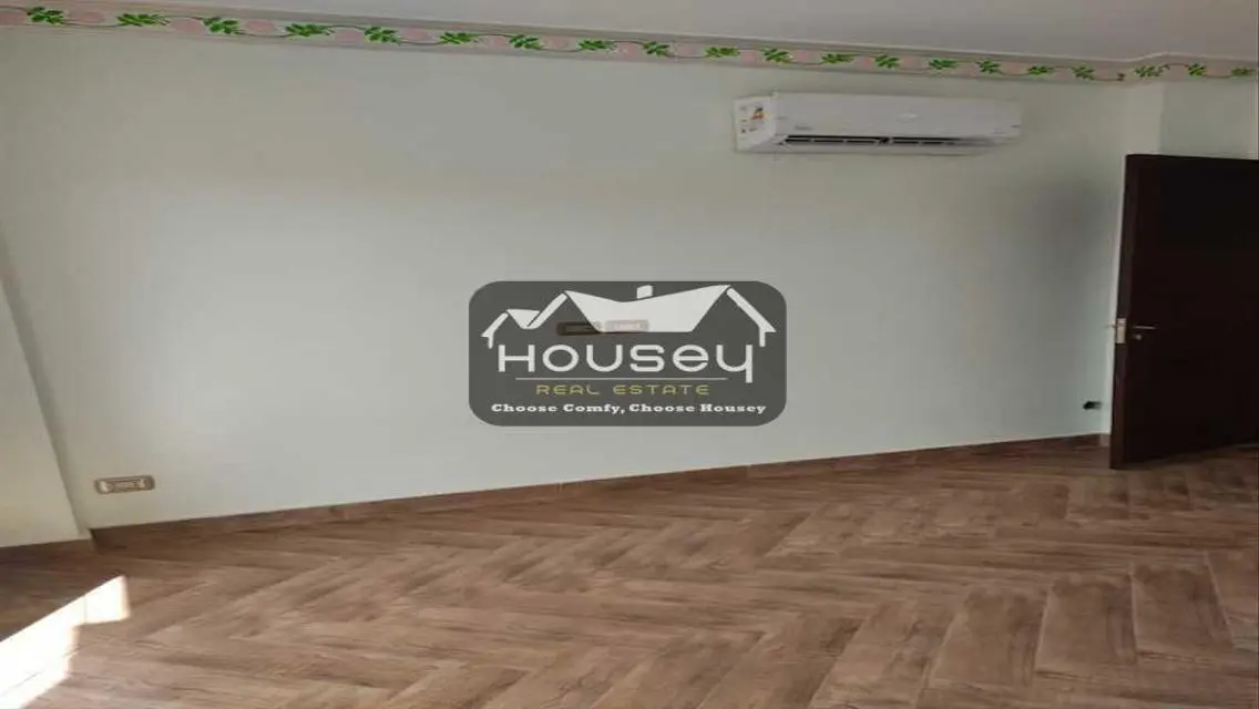 Behind swimming pool - Rent now! - Apartment - Mountian View Hyde Park