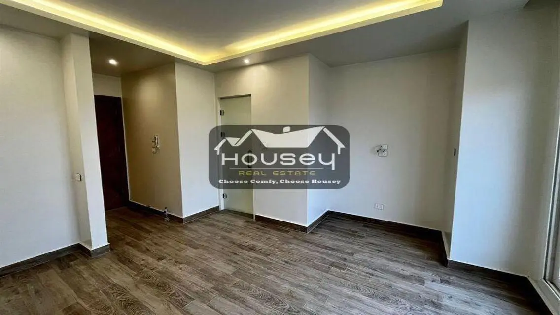 1st hand - Apt.- High End Finishes- Mountain view