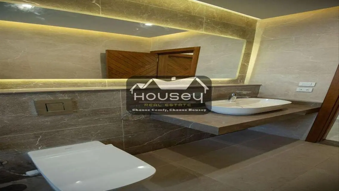 1st hand - Apt.- High End Finishes- Mountain view