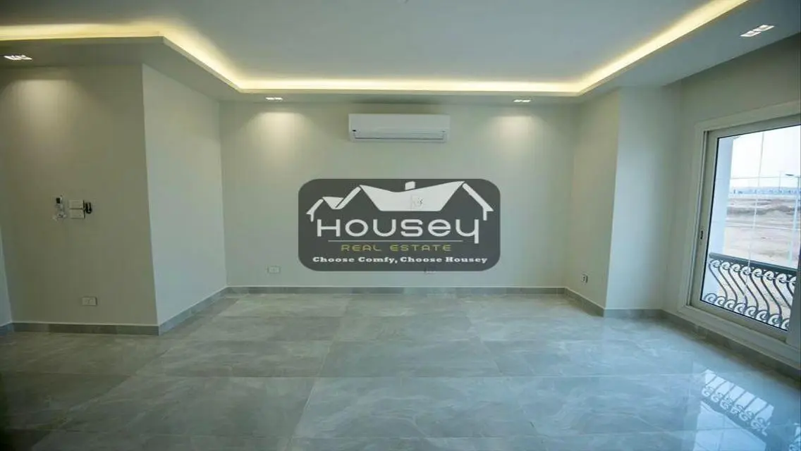 1st hand - Apt.- High End Finishes- Mountain view