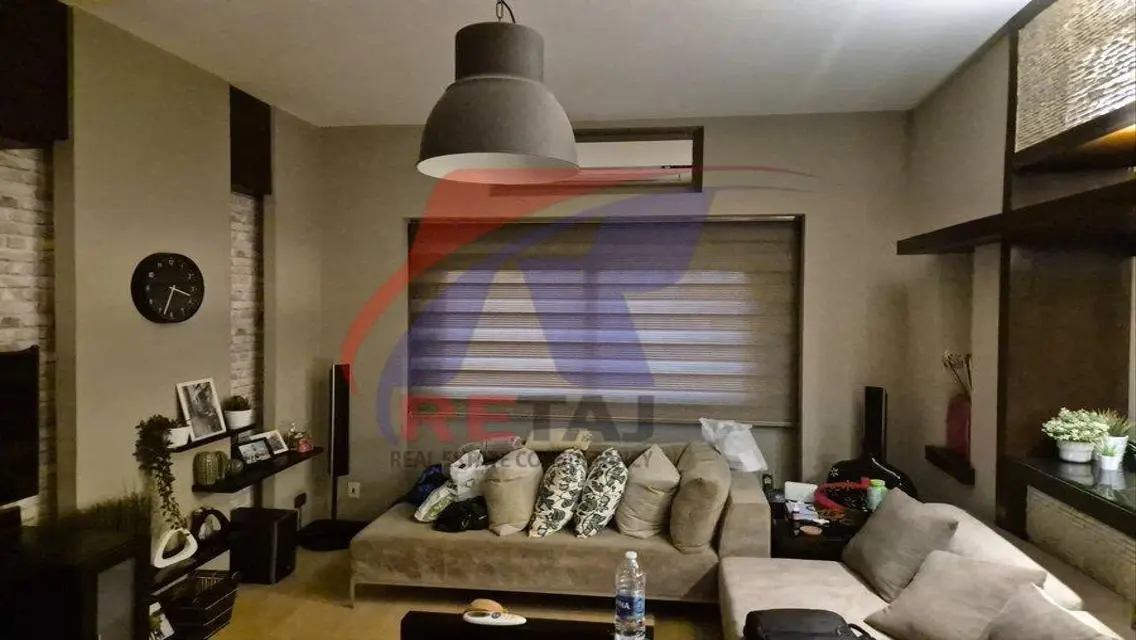 شقة فاخرة بمساحة 255 متر² مع شرفة