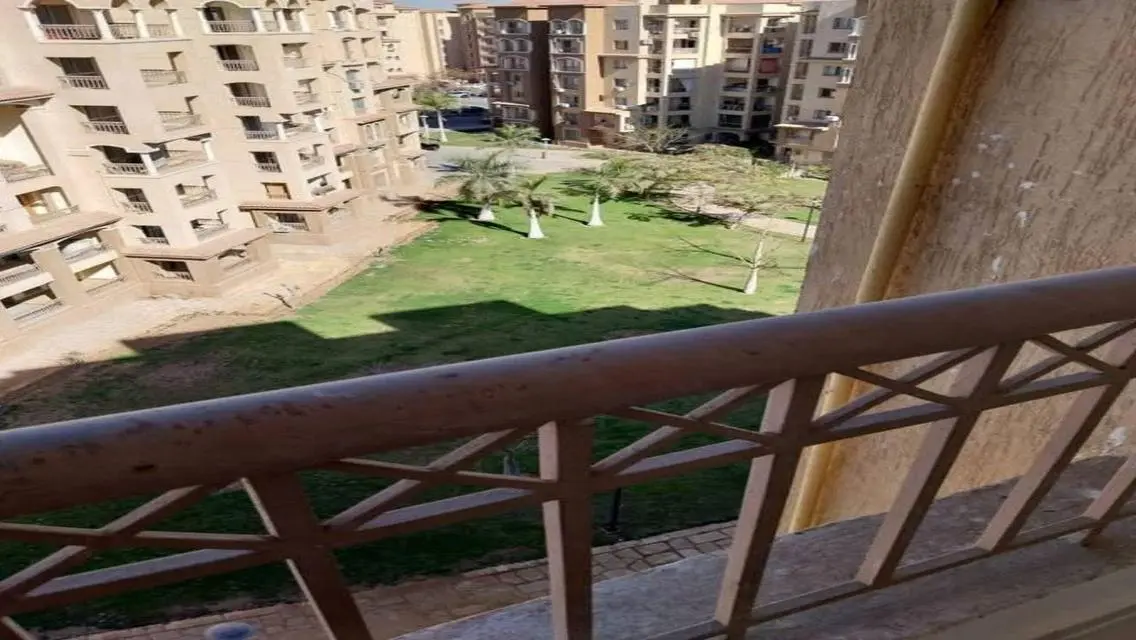فرصة للايجار بمدينتي شقة قريبة من الخدمات