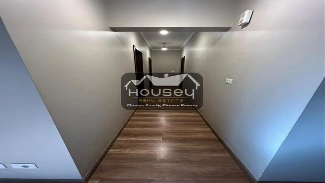 View Plaza - Available install kitchen - Apt. for rent - Eastown