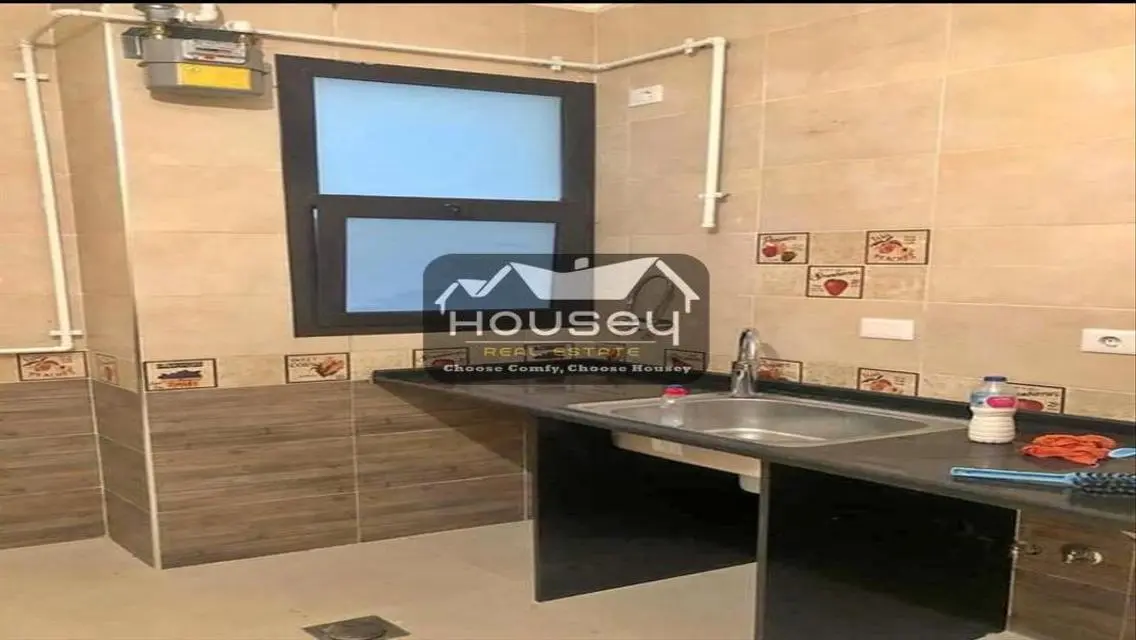 View Plaza - Available install kitchen - Apt. for rent - Eastown