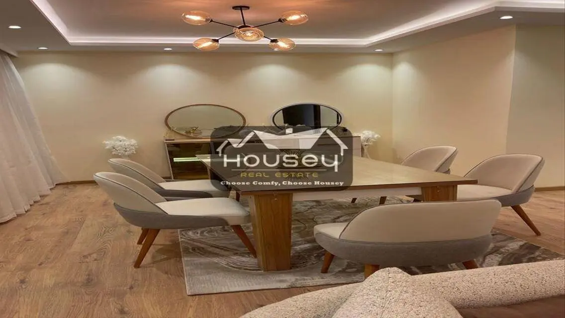 1st residence - Fully-furnished - Modern -Apt. for Rent - Eastown