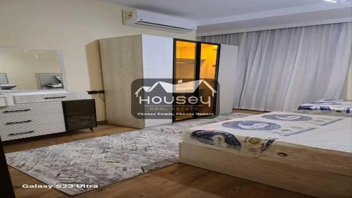 1st residence - Fully-furnished - Modern -Apt. for Rent - Eastown