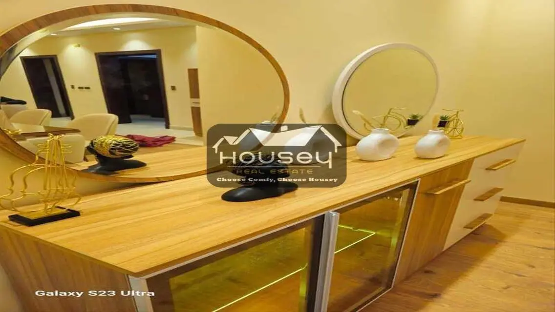 1st residence - Fully-furnished - Modern -Apt. for Rent - Eastown