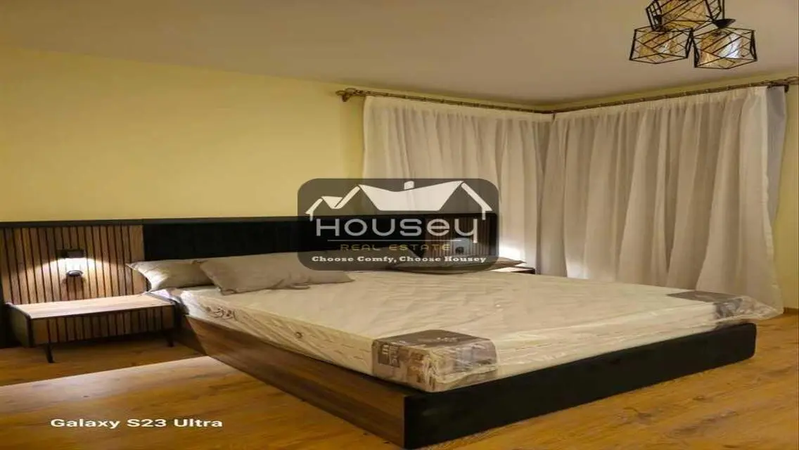 1st residence - Fully-furnished - Modern -Apt. for Rent - Eastown