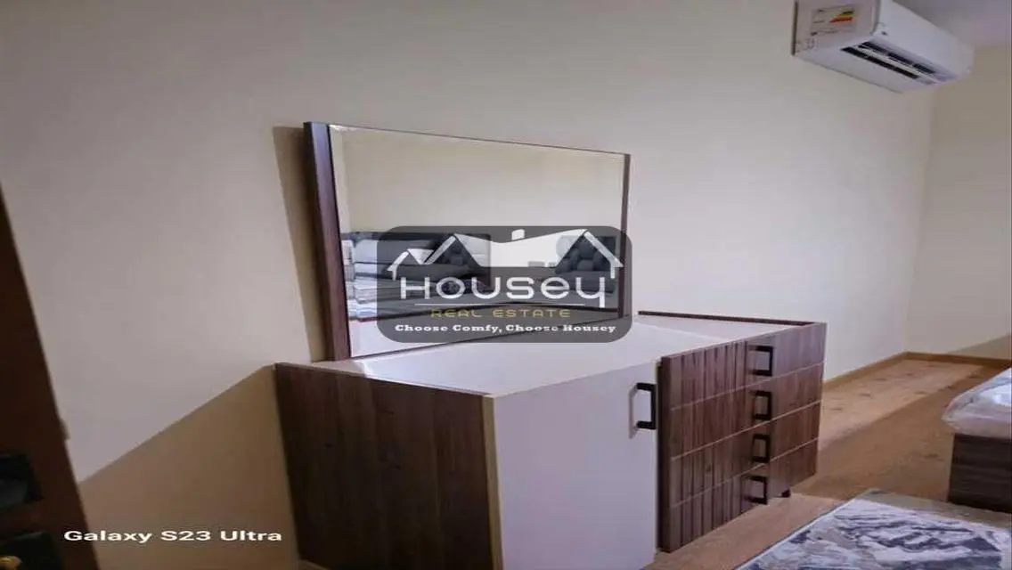 1st residence - Fully-furnished - Modern -Apt. for Rent - Eastown