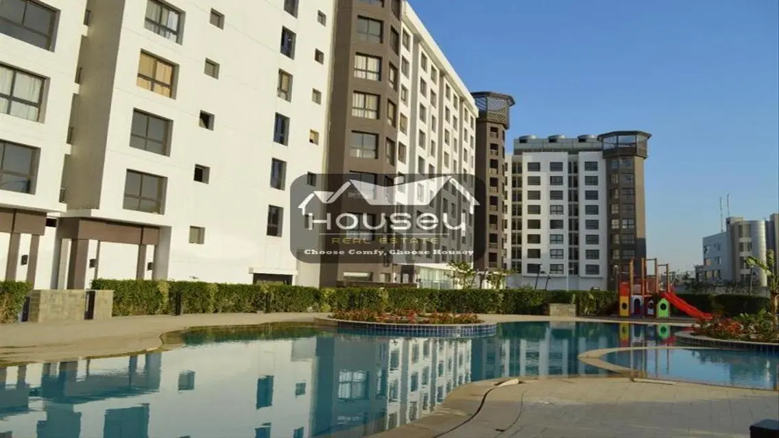 All rooms master With Pool View &amp; Calming Interior