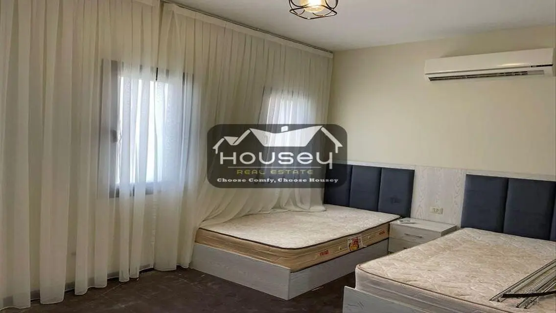 Rent it Now! -Distinctive Area- Town Villa Mivida