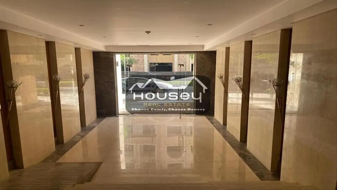 1st hand - Prime location - Spacious - Green View