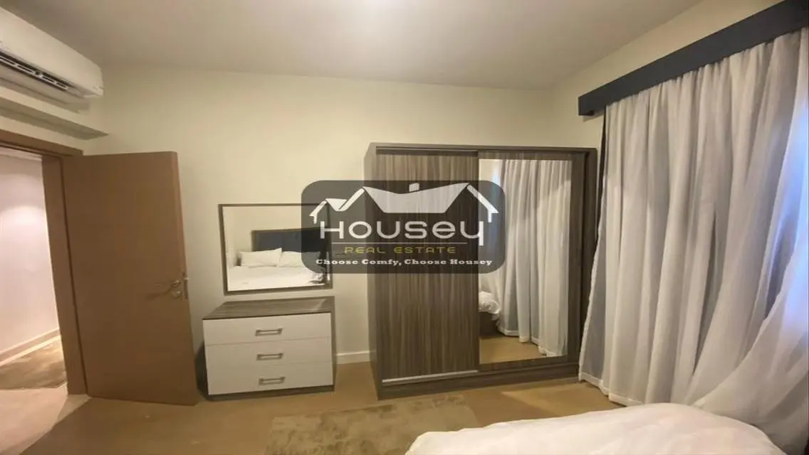 Spacious Apt. - for immediate rent - Boulevard