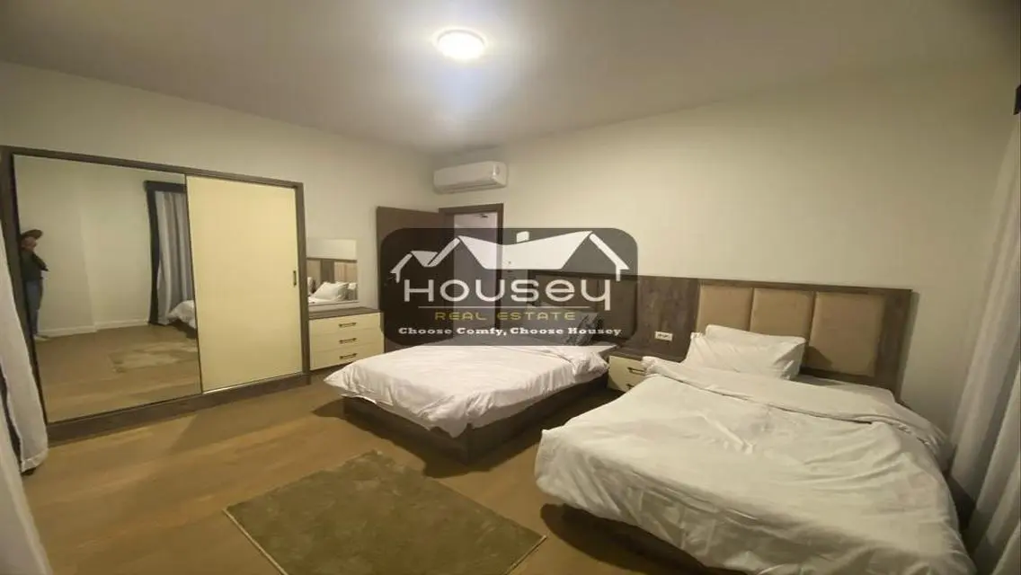 Spacious Apt. - for immediate rent - Boulevard