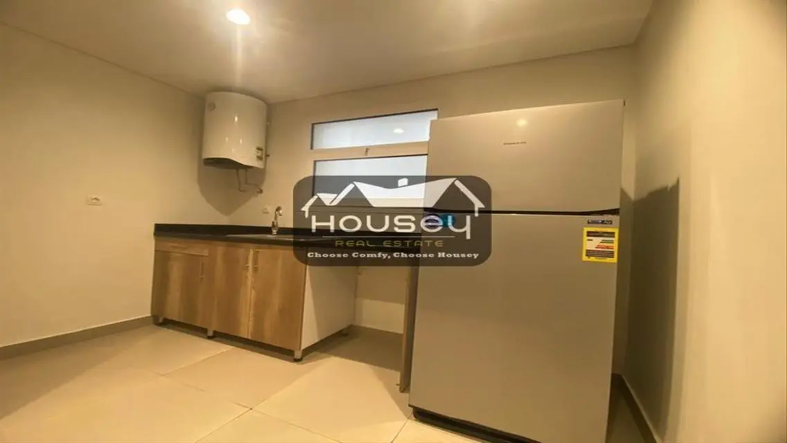 Spacious Apt. - for immediate rent - Boulevard