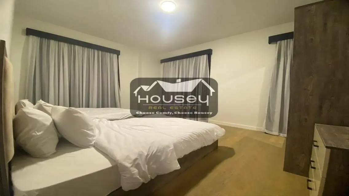 Spacious Apt. - for immediate rent - Boulevard