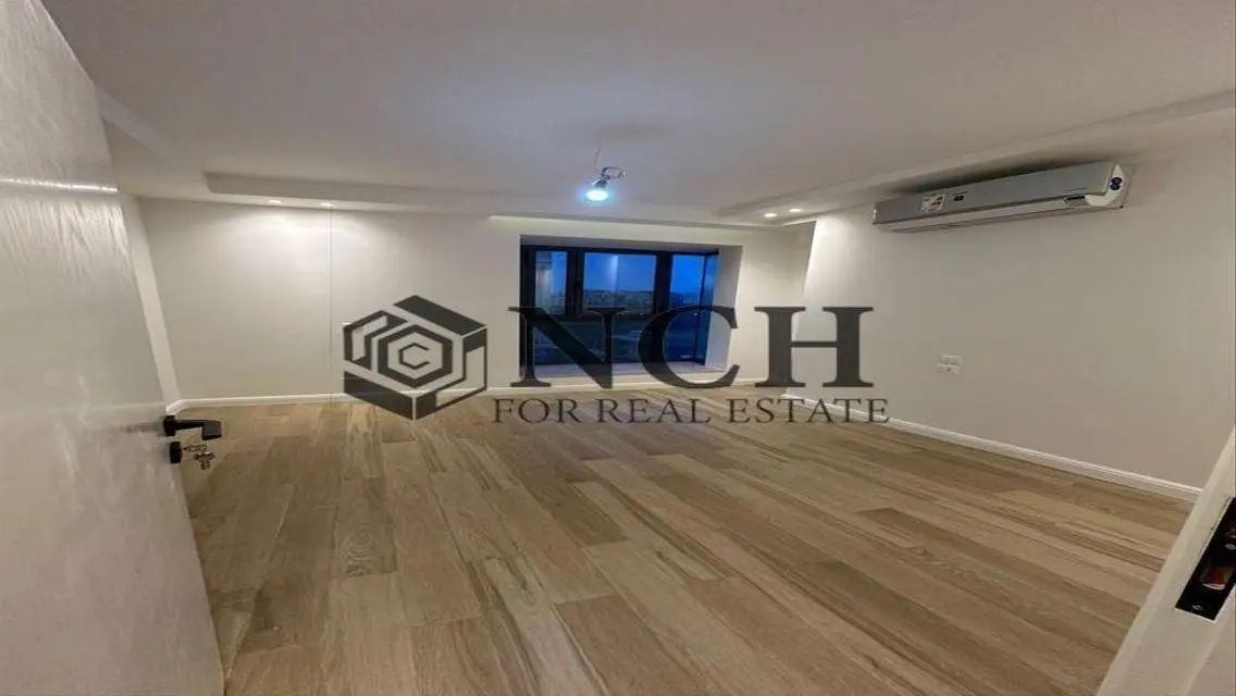 LUXURIOUS APARTMENT 190M 3BED FO RENT IN EASTOWN .