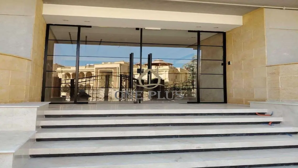 للايجار اول سكن شقة نصف مفروش مودرن بغرب الجولف