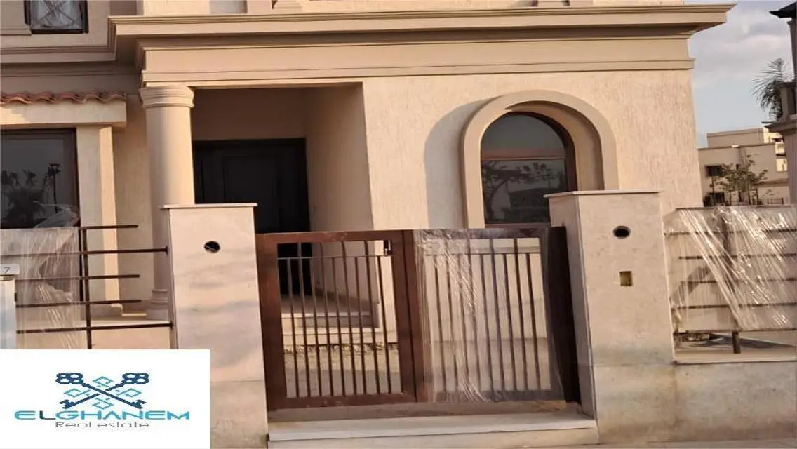 Standalone Villa For Sale 290m With Large Garden